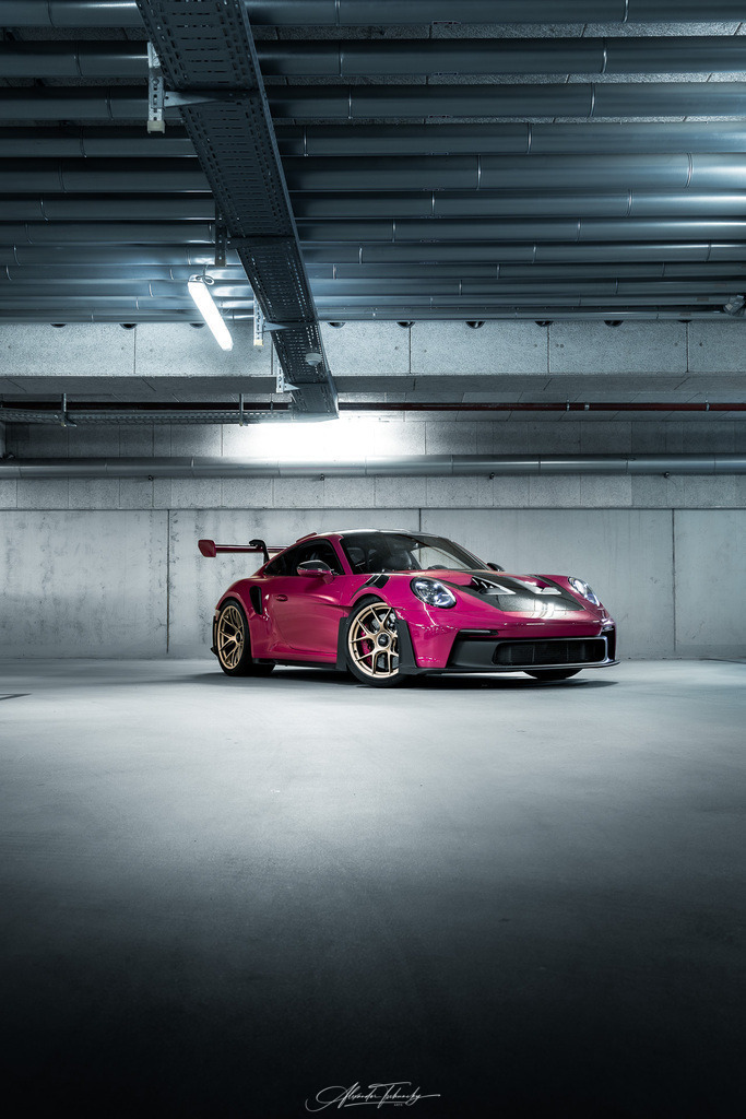911 GT3 RS Sternrubin Neo | Entdecken Sie die faszinierende Welt von Alexander Tschuncky Arts: Kreative Fotografie, atemberaubende Automobilkunst und hochwertiger Bilderdruck. Lassen Sie sich inspirieren! - Realisiert mit Pictrs.com