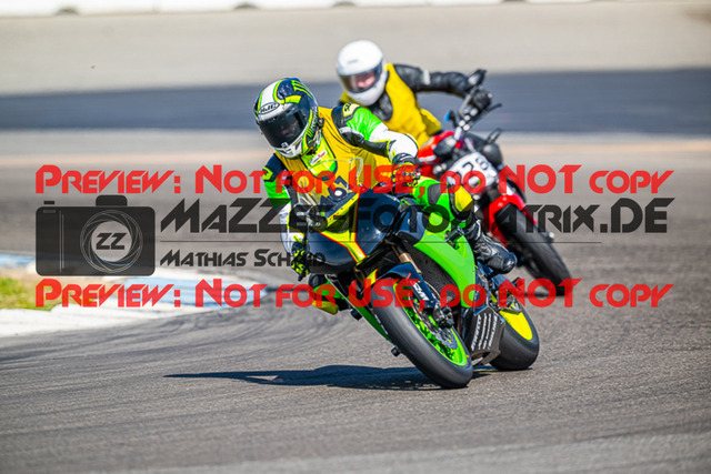 MaZZes_FotoMatrix_230410_9715 | INST