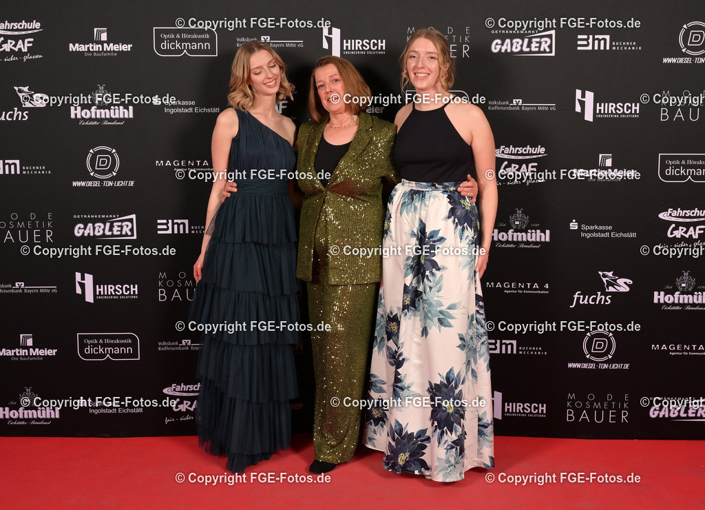 20240128-fge-fotos-0464 | Hofball der FGE am 28.01.2024 im Alten Stadttheater in Eichstätt. - Realisiert mit Pictrs.com