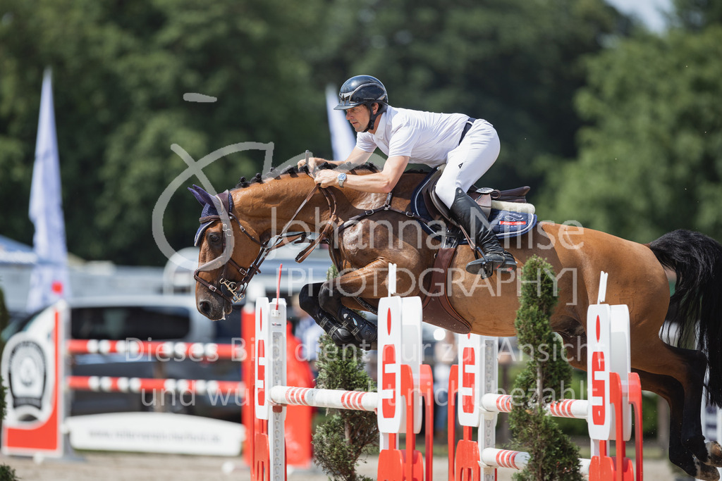 230624_PfSpTa_M2-Spr-928 | Deine schönsten Turniermomente als professionelle Fotos! Entdecke hochwertige Pferdesport-Fotografie im Online-Shop. Jetzt Fotos finden & bestellen!