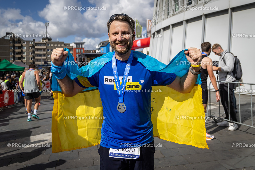 44. Kölner Brückenlauf; Koeln, 14.09.25 | Impressionen vom 44. Kölner Brückenlauf am 14.09.25 am Schokoladenmuseum in Koeln. Foto: BEAUTIFUL SPORTS/Leah Kohring