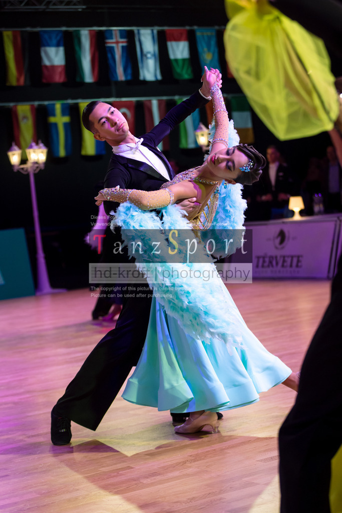 20241215_WDSF_Int_Open_Std-Riga-8699 | Tanzsportbilder, Standardtanz, Lateintanz, WDSF, DTV, LTVB, dancecomp, goc, hessen tanzt, blaues band der spree, walzer, tango, wiener walzer, slowfox, quickstepp, samba, rumba, cha-cha-cha, paso doble. jive, hd-kroft photography, turniertanzsport