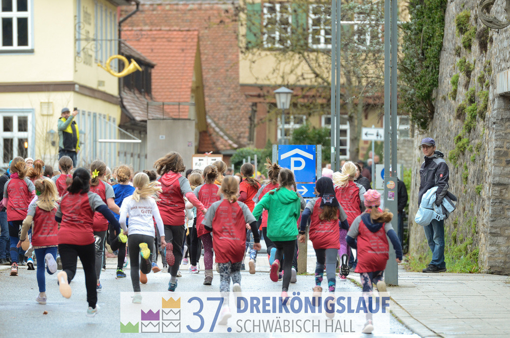 AOK JuniorCup 400m | 3Koenigslauf 2023 - Realisiert mit Pictrs.com