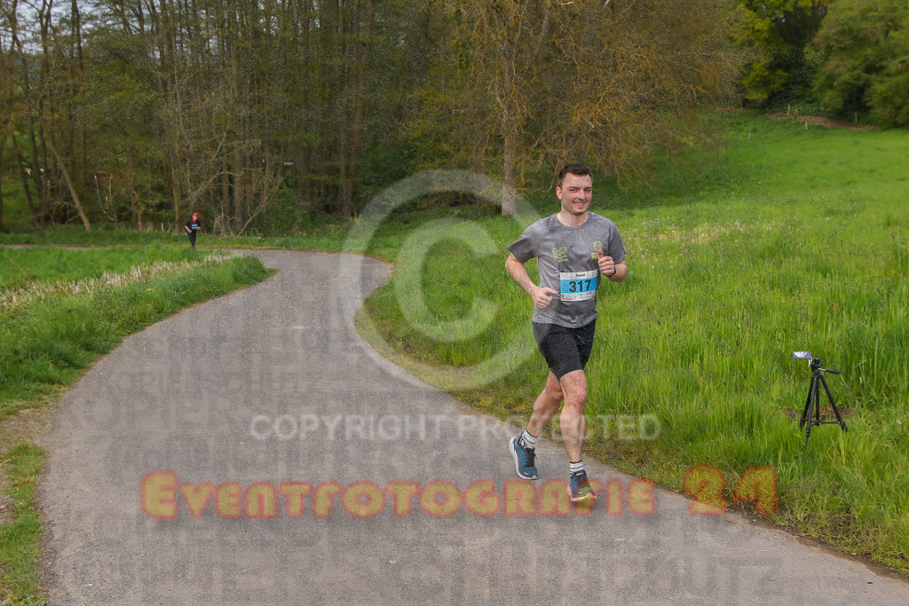 220501_0955_EV8_9598 | Sportfotografie im Rhein-Sieg Kreis, Köln, Bonn, NRW, Rheinland Pfalz, Hessen, etc. Unser Tätigkeitsfeld umfasst den Laufsport vom Volkslauf über den Marathon, Duathlon, Triathon bis zum Ultralauf wie Kölnpfad Ultra oder Schindertrail.
