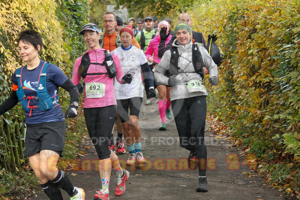 251026_1007_EV4_4308 | Sportfotografie im Rhein-Sieg Kreis, Köln, Bonn, NRW, Rheinland Pfalz, Hessen, etc. Unser Tätigkeitsfeld umfasst den Laufsport vom Volkslauf über den Marathon, Duathlon, Triathon bis zum Ultralauf wie Kölnpfad Ultra oder Schindertrail.