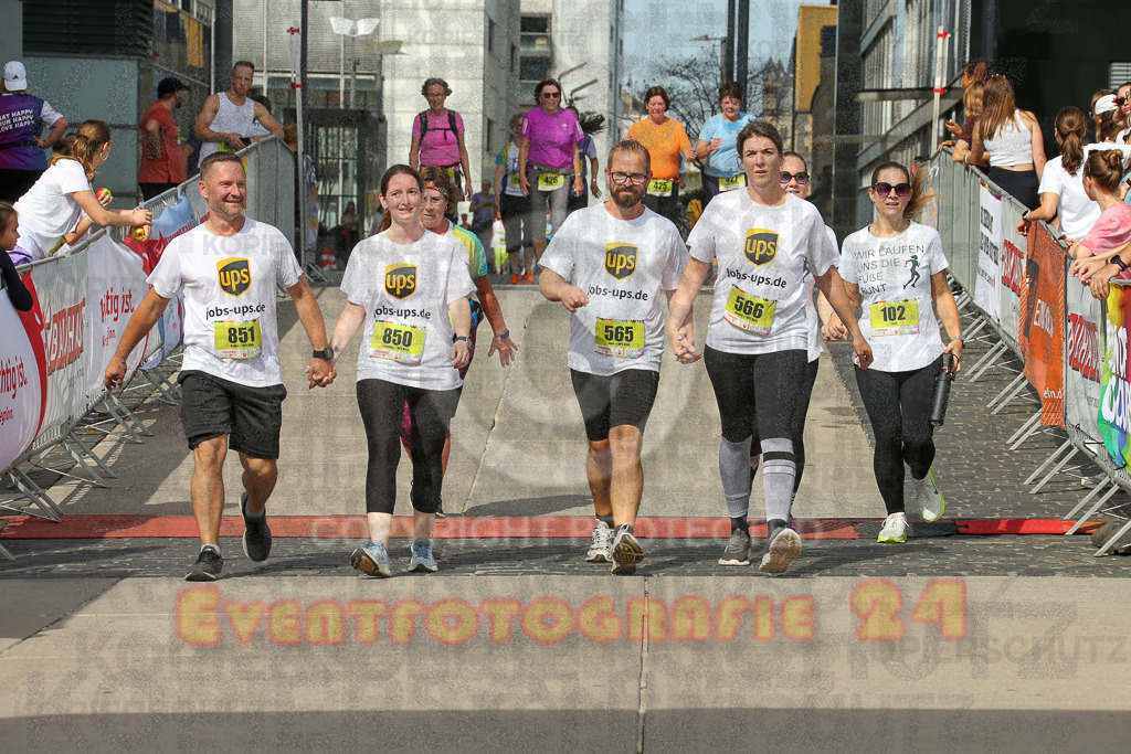 250920_1346_EX1_6586 | Sportfotografie im Rhein-Sieg Kreis, Köln, Bonn, NRW, Rheinland Pfalz, Hessen, etc. Unser Tätigkeitsfeld umfasst den Laufsport vom Volkslauf über den Marathon, Duathlon, Triathon bis zum Ultralauf wie Kölnpfad Ultra oder Schindertrail.