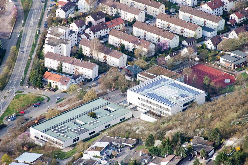Luftbild: August-Lämmle-Schule, Gerlinger Straße im Ortsteil Ramtel in Leonberg im Bundesland Baden-Württemberg in Deutschland. Foto: IMG_39192.jpg vom 03.04.2011 durch Werner Riehm/FLY-FOTO.de