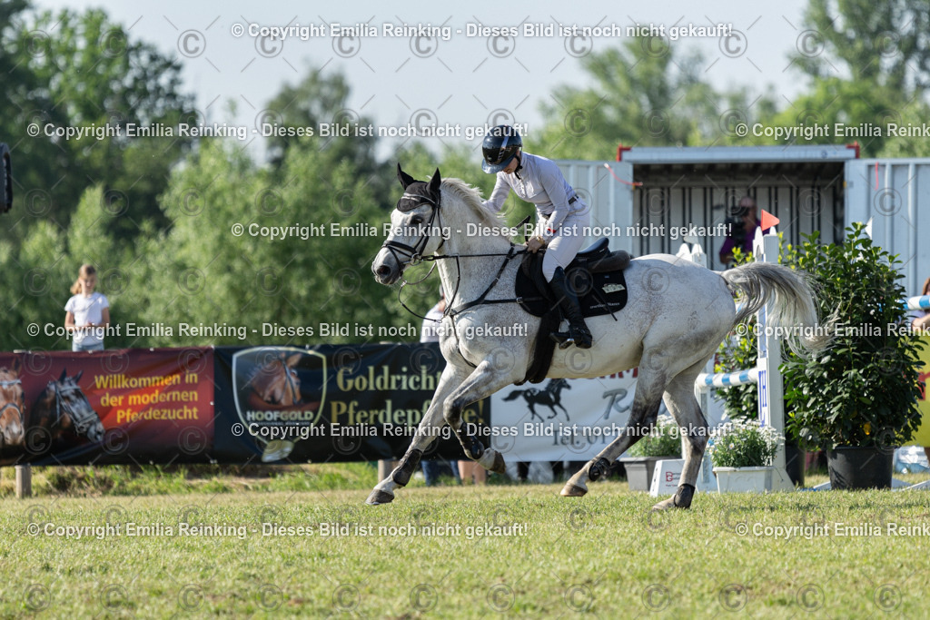 CL5A5880 | Emilia Reinking Fotografie - Realisiert mit Pictrs.com