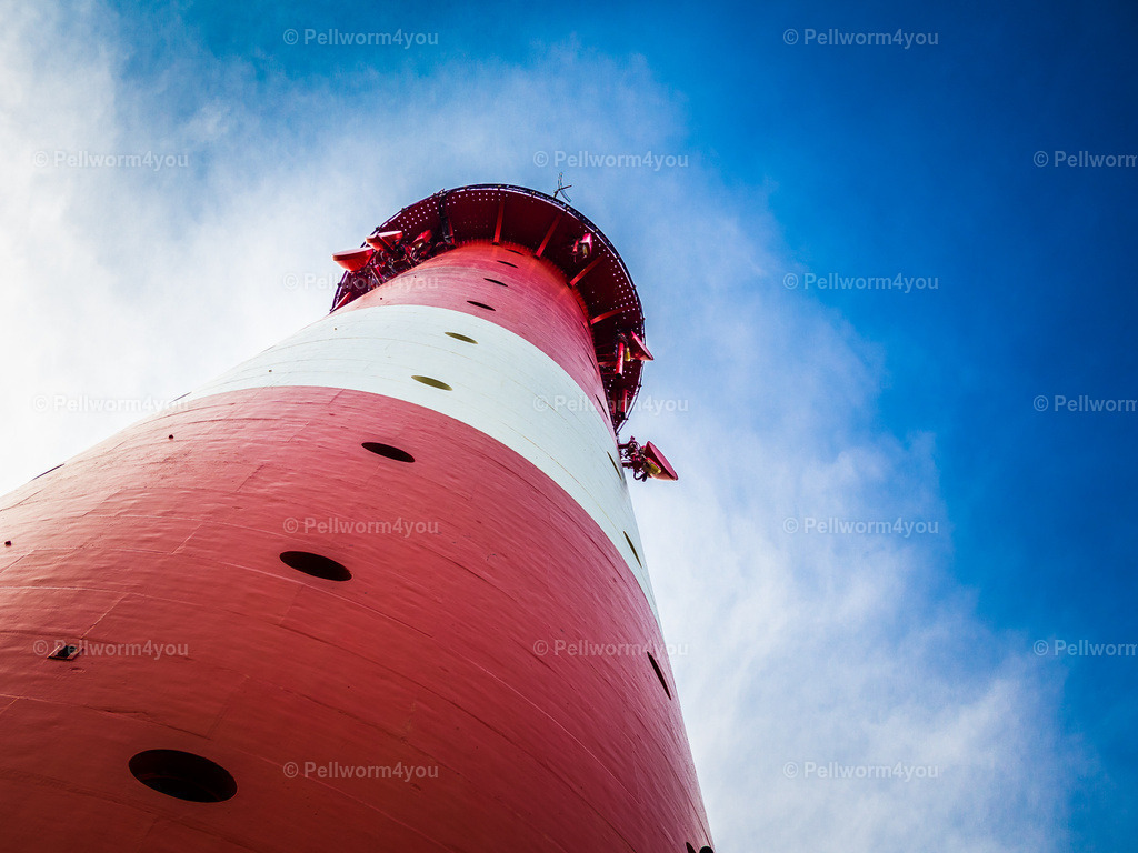 Pellworm-Pellworm-Leuchtturm_20160617-_6170697-HDR-_pictrs(1) | Pellwormer Bilder und Fotos als Poster, auf Leinwand mit Keilrahmen, hinter Acrylglas, auf Alu-Dibond oder Forex-Platte und vieles mehr. Zum verschenken, für die Ferienwohnung oder für zu Hause. - Realisiert mit Pictrs.com