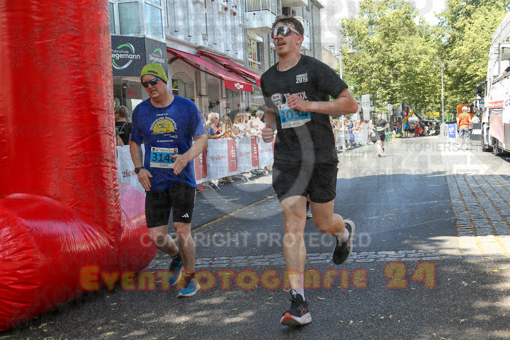 250621_1157_EX1_4412 | Sportfotografie im Rhein-Sieg Kreis, Köln, Bonn, NRW, Rheinland Pfalz, Hessen, etc. Unser Tätigkeitsfeld umfasst den Laufsport vom Volkslauf über den Marathon, Duathlon, Triathon bis zum Ultralauf wie Kölnpfad Ultra oder Schindertrail.