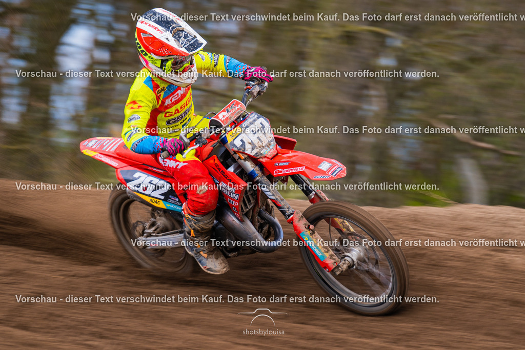 04_13_Bensdorf_85-3453 | Sportfotografin aus Berlin-Brandenburg mit Fokus auf Motocross. Ich halte deine sportliche Leistung und echte Emotionen auf und neben der Strecke professionell fest. Entdecke die Fotos von deinem Rennen und bestelle sie direkt hier im Shop.