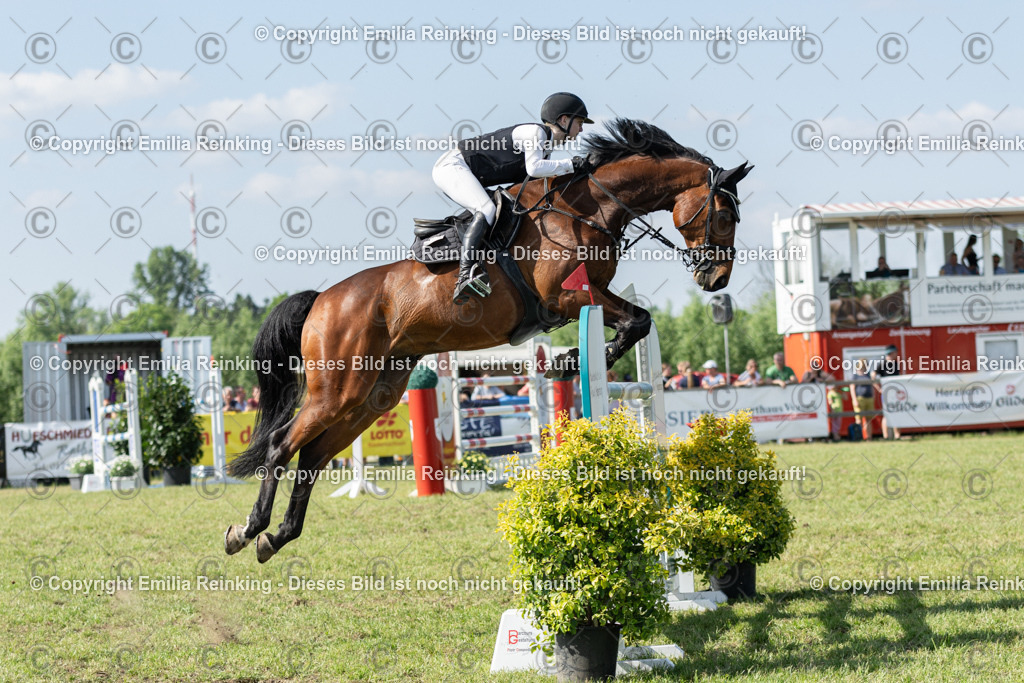 CL5A5151 | Emilia Reinking Fotografie - Realisiert mit Pictrs.com