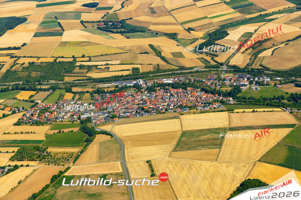 Das Luftbild zeigt : Gänheim Arnstein - Die Luftaufnahme wurde 2023 vom UL-Flugzeug aus erstellt ( keine Drohne ) - Hochauflösende Luftaufnahme - Für grossformatige Ausdrucke geeignet. Die Geschenkidee !Mit Lizenz und Bildrechte bestellbar