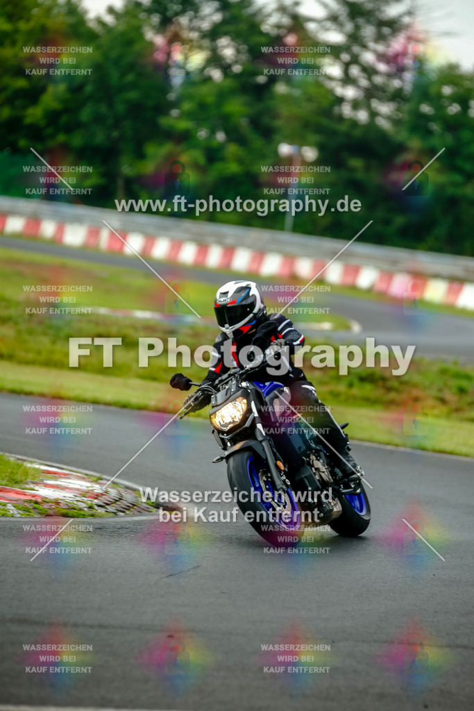 VBK-4099 | Hier findet Ihr Bilder von Touristenfahrten auf der Nürburgring Nordschleife oder von anderen Veranstaltungen die ich besucht habe. Viel Spass beim Durch Schauen 