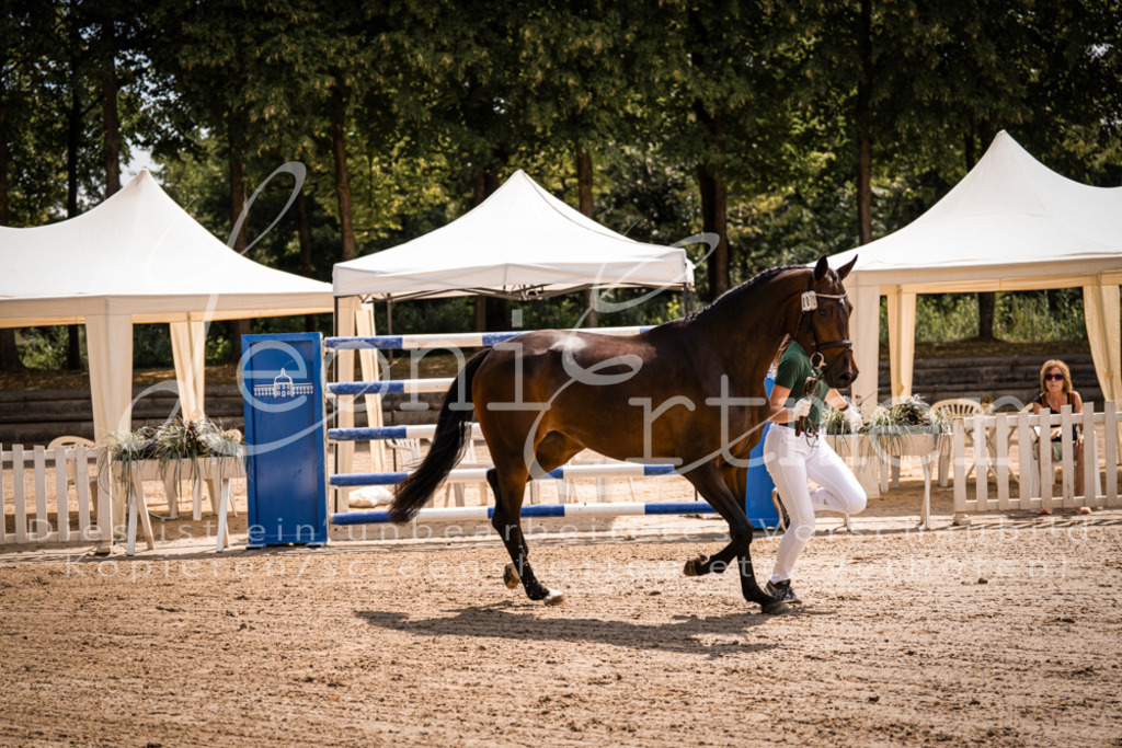 1.Fr00130 | Leoni Ertmer Photography - Realisiert mit Pictrs.com