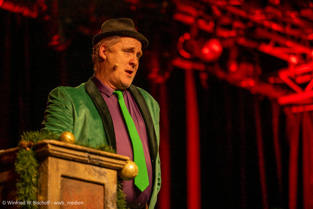 wwb-2412-0203 | <Fotografie> <Video> <Film> <Winfried Bischoff> - Realisiert mit Pictrs.com