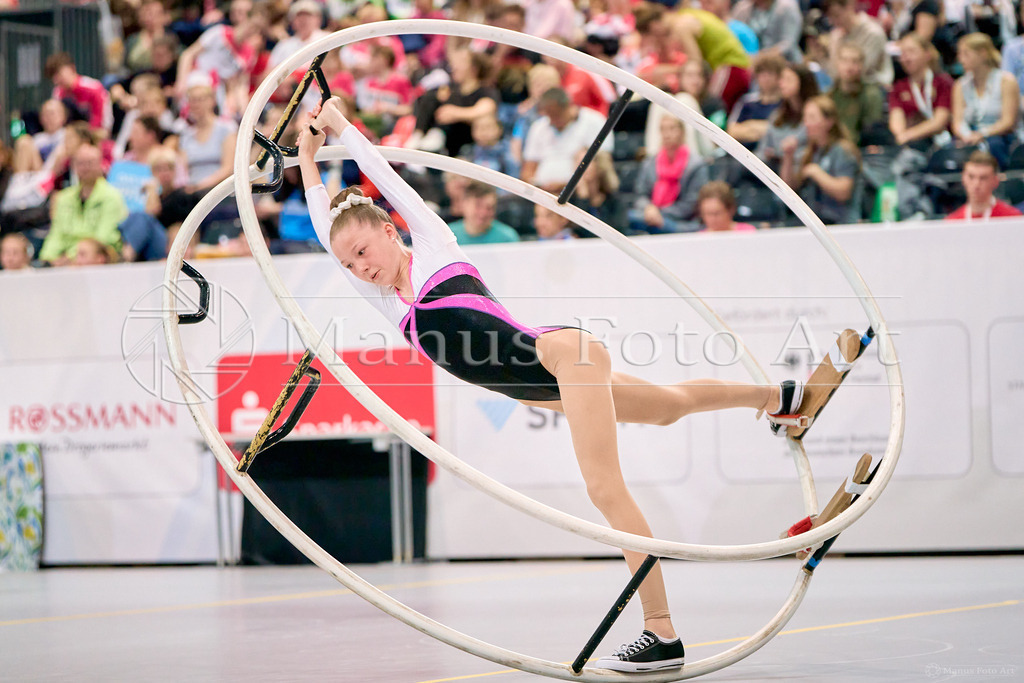 A-DSC00431 | Professionelle Sportfotografie in Hamburg, Schleswig-Holstein und Niedersachsen – spezialisiert auf Rhönrad, Geräteturnen, Leistungsturnen und rhythmische Sportgymnastik. Bundesweite Begleitung von Rhönrad-Events. Jetzt Sport-Fotos - Realisiert mit Pictrs.com