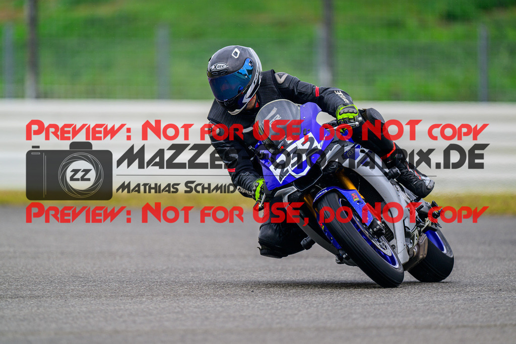 MaZZes_Fotomatrix_20240923_6007705_2443 | Fotograf Mathias Schmid
Sportfotograf,
Eventfotograf,
Hochzeitsfotograf,
Portraitfotograf