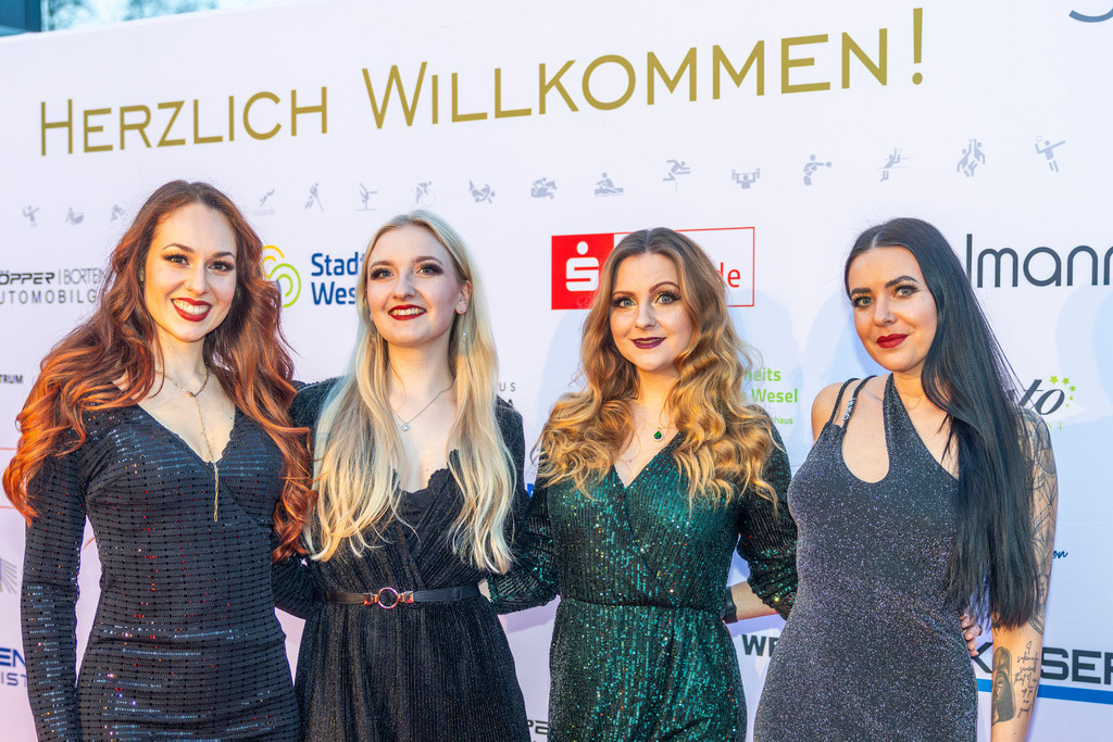 top-top.de 260306-228 | Foto, Video, Fotografie, Videografie, Fotobox, DJ, Discjockey, Musik, Musikbox, Veranstaltung, Photobooth, Amazon, Ebay, Buchtipp, Bestseller, Autor, Verlag, Buch, Wesel, Hamminkeln, NRW, Dinslaken, Rees, Drohne, Hochzeit, Party, Fotobox, Wesel, Fotograf