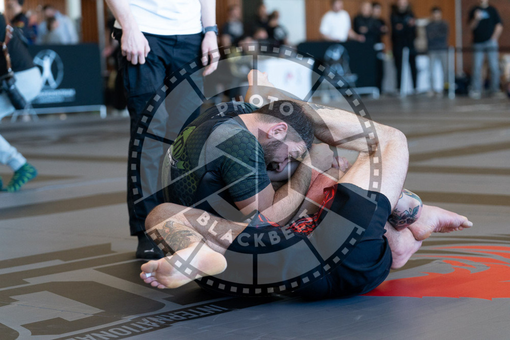 20250329PBB3771 | Fighters compete during the International Luta Livre (ILLCS) Germany IX Spring 2025 Competition spring on March 29, 2025 in Hannover, Germany.© Chiara Dazi