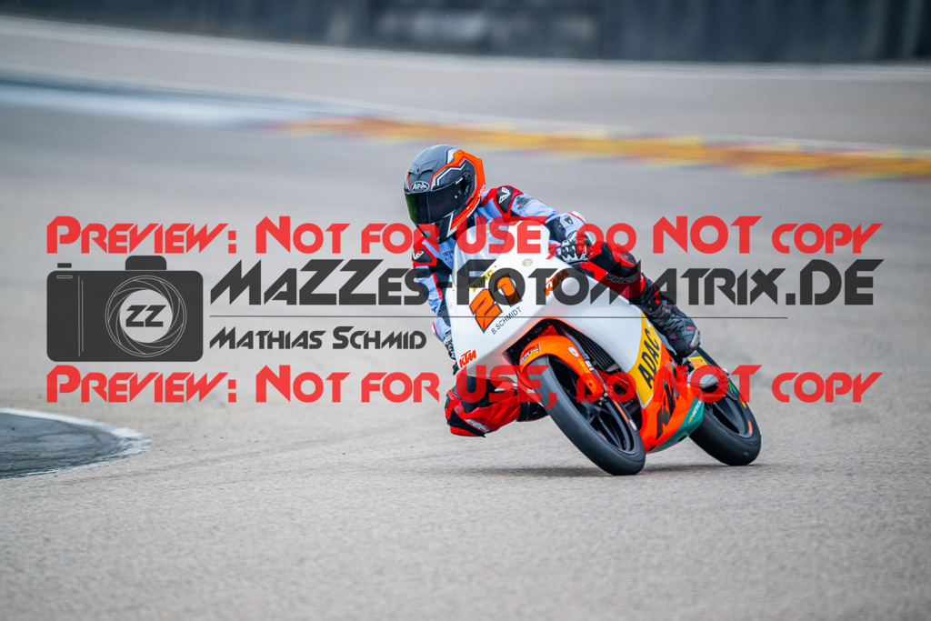MaZZes_FotoMatrix_240504_6007705_4017 | KTM