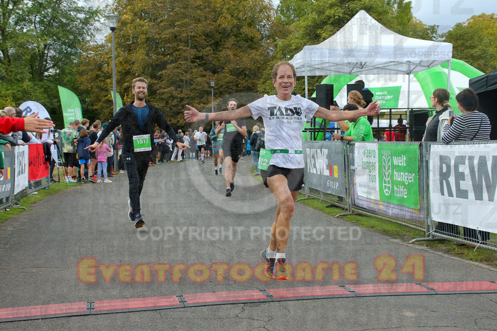 220925_1323_EX1_0669 | Sportfotografie im Rhein-Sieg Kreis, Köln, Bonn, NRW, Rheinland Pfalz, Hessen, etc. Unser Tätigkeitsfeld umfasst den Laufsport vom Volkslauf über den Marathon, Duathlon, Triathon bis zum Ultralauf wie Kölnpfad Ultra oder Schindertrail.