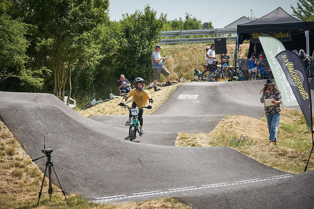 202506251-02 PM25 127@sebastiankopp | German Pumptrack Series - Realisiert mit Pictrs.com