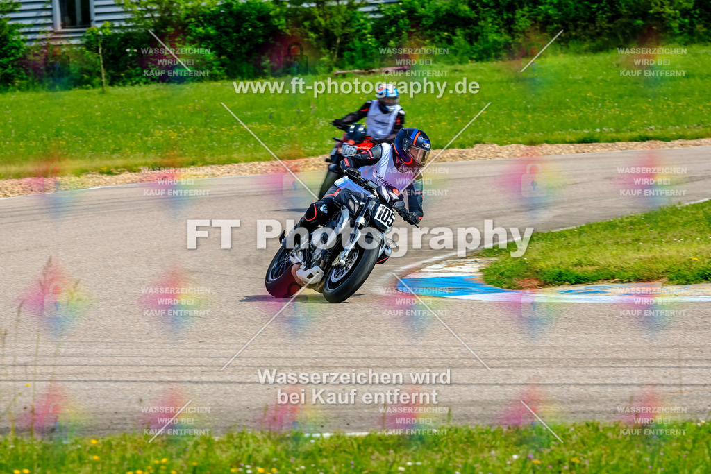 MotoTeam-8995 | Hier findet Ihr Bilder von Touristenfahrten auf der Nürburgring Nordschleife oder von anderen Veranstaltungen die ich besucht habe. Viel Spass beim Durch Schauen 
