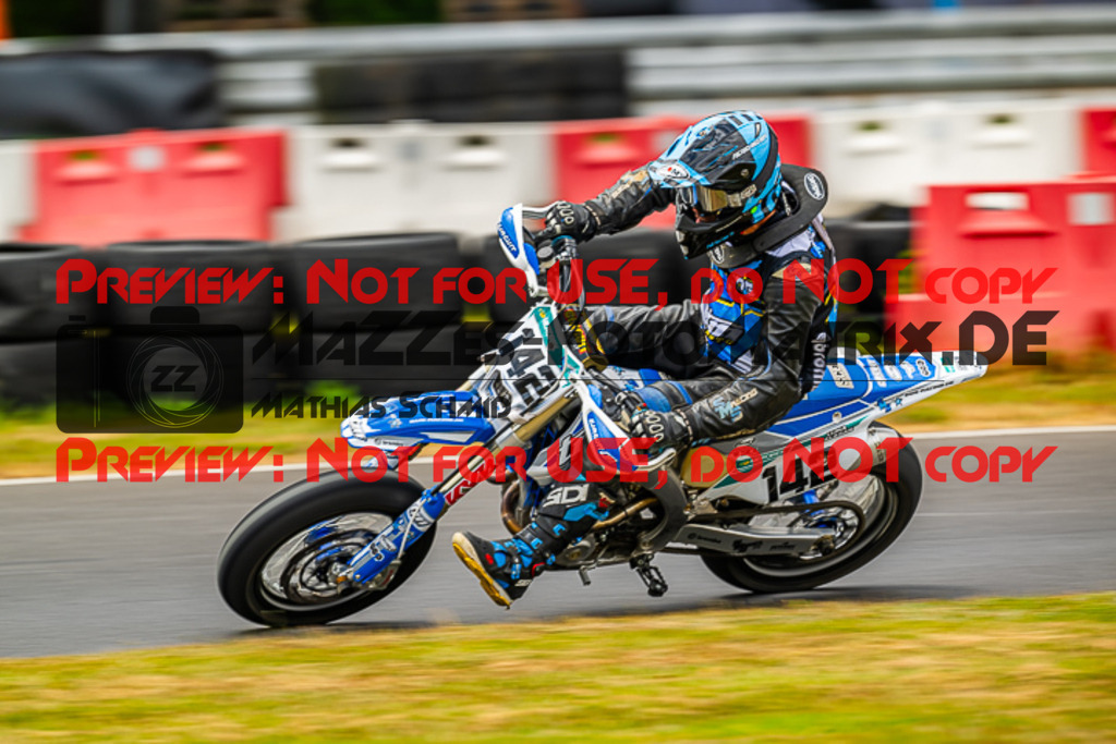 MaZZes_FotoMatrix_230702_1184 | S4