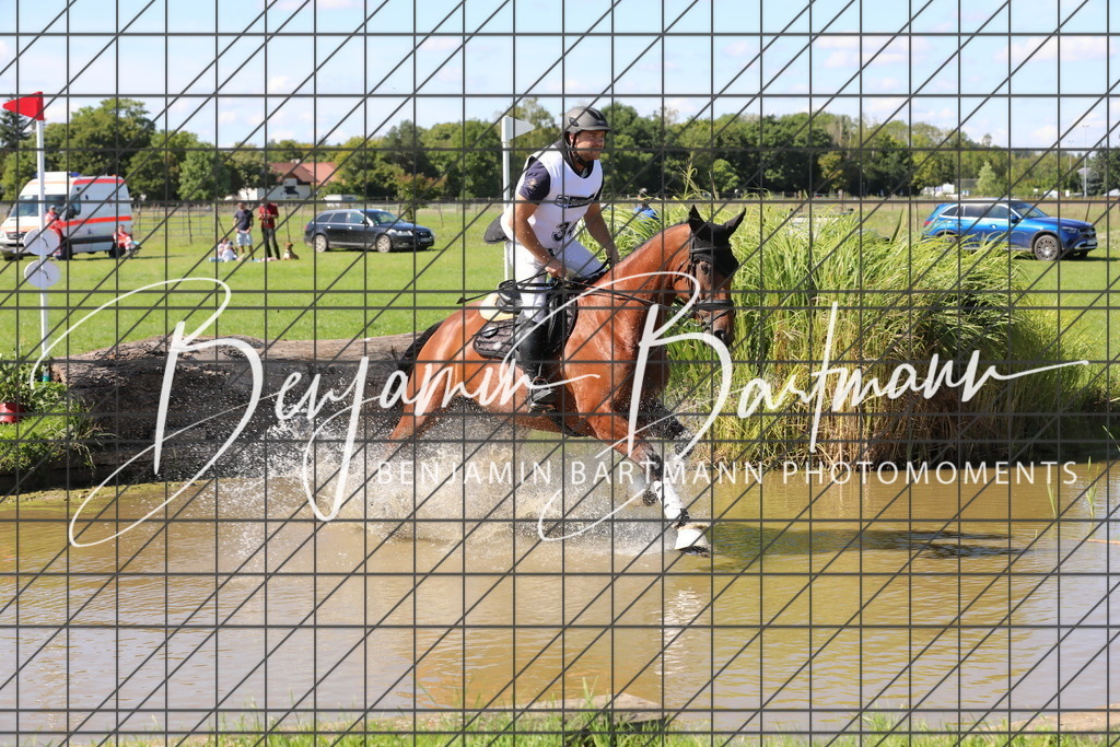 AZ2A0091 | Benjamin Bartmann Photomoments