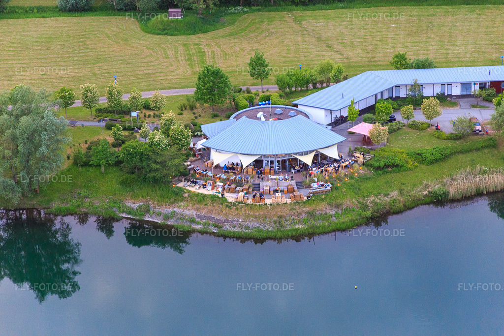 Luftbild: Strandgut Höxter in Höxter im Bundesland Nordrhein-Westfalen in Deutschland.Foto: IMG_079630.jpg vom 24.05.2015 durch Werner Riehm/FLY-FOTO.deAuflösung des Originals: 5472 x 3648 pxXN--STRANDGUTHXTER-4PB.DE