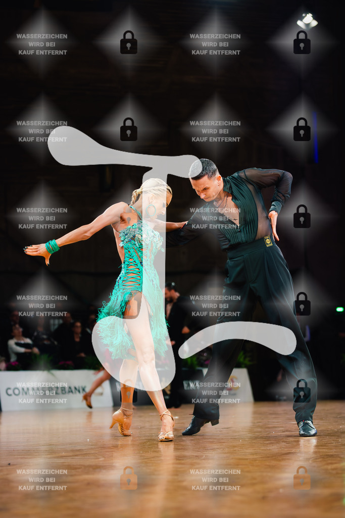 GOC 2025 - WDSF GrandSlam Latin 6th (54) Artur Balandin _ Anna Salita (Germany)-2025-08-23-5018 | Webshop for digital downloads and prints of dance sport, event & show photographer Julian Link - Realisiert mit Pictrs.com