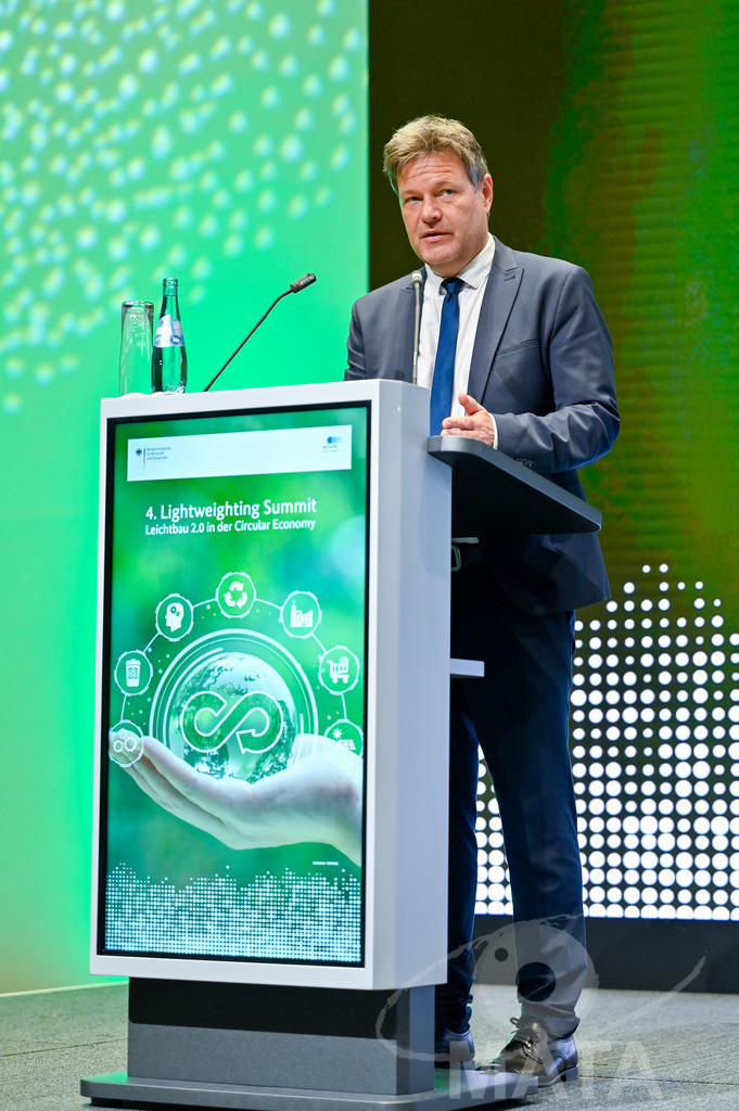 _DWA8055 | MATA IndoCon - Realisiert mit Pictrs.com