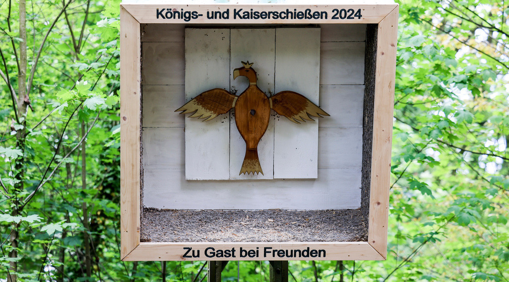 top-top.de 240506154 | Foto, Video, Fotografie, Videografie, Fotobox, DJ, Discjockey, Musik, Musikbox, Veranstaltung, Photobooth, Amazon, Ebay, Buchtipp, Bestseller, Autor, Verlag, Buch, Wesel, Hamminkeln, NRW, Dinslaken, Rees, Drohne, Hochzeit, Party, Fotobox, Wesel, Fotograf