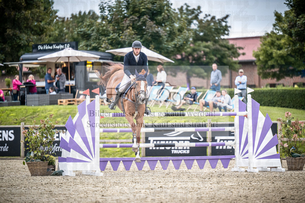 DOS_9047 | Entdecke hochwertige Reitturnierfotos von Foto Oger. Professionell, emotional und authentisch – jetzt Lieblingsmomente im Shop bestellen.Deutschlandweite Turnierfotografie. - Realisiert mit Pictrs.com