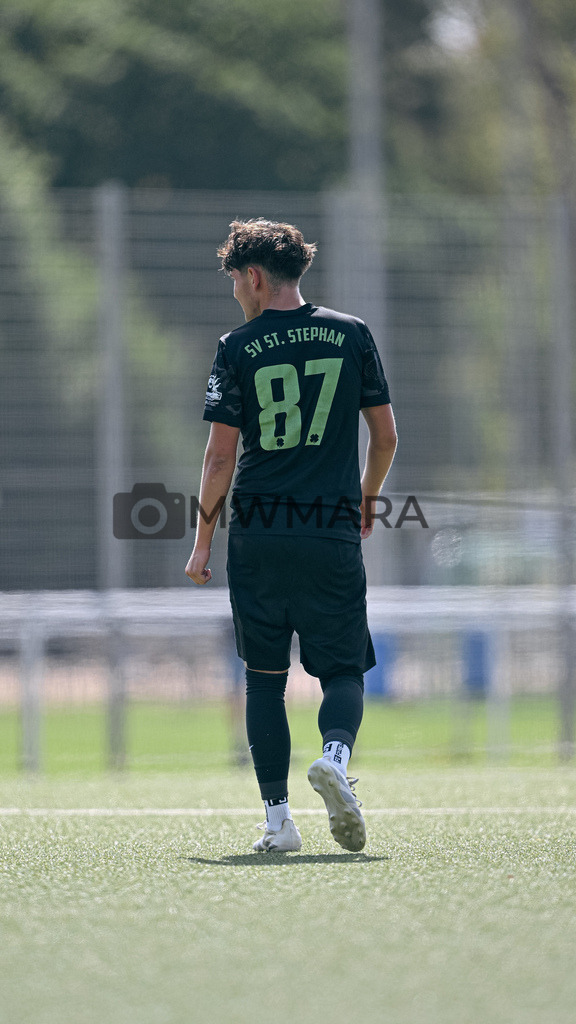 Fußball I Herren I Mannschaftsshooting I Saison 2026-2027 I TSG Hoffenheim II | Nader El-Jindaoui (#30) 13.07.2026 Nahaufnahme, Einzelfoto, Freisteller, Portrait, Porträt, Einzelbild, Herren, 3. Liga, Hoffenheim II, Baden- Wüttemberg, Dietmar-Hopp-Stadion, Teamfoto, Teamshooting, Mannschaftsfoto, Juli - Realisiert mit Pictrs.com