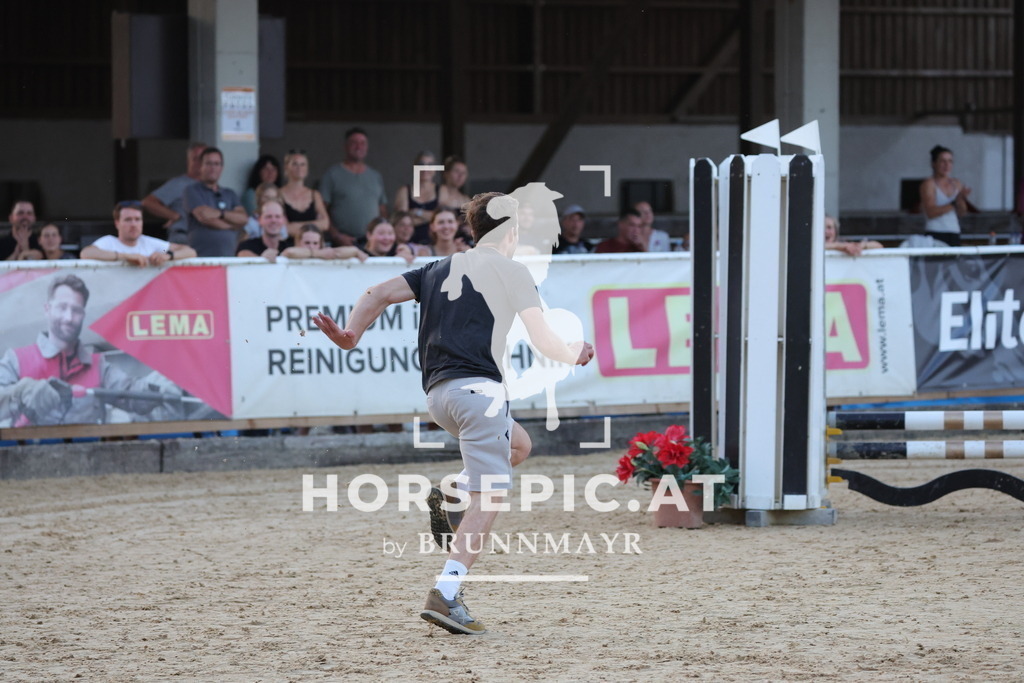 0P6A3037 | Willkommen bei Brunnmayr - Design & Fotografie – Ihrem Spezialisten für Reitturniere und Pferdeveranstaltungen in Oberösterreich, Salzburg und Bayern! Seit über 17 Jahren sind wir leidenschaftlich dabei.