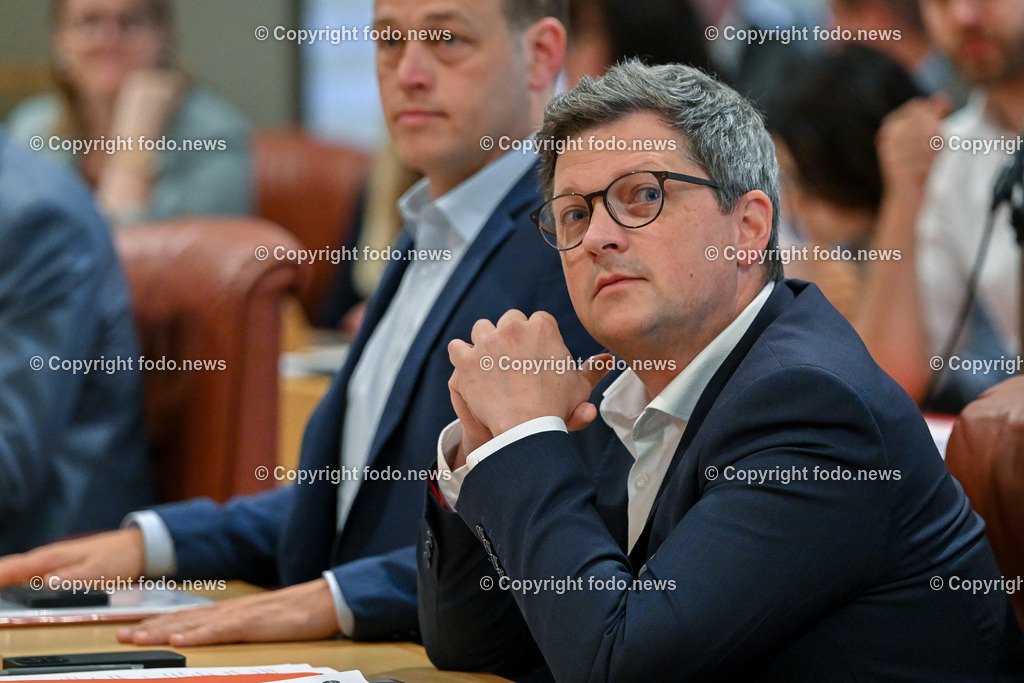 Landhaus Linz_ Promenade_ Landtagssitzung_ 15.06.2023-19 | 15.06.2023, Landhaus Linz AUT, Promenade, Landtagssitzung, im Bild LR Michael Lindner (SP)