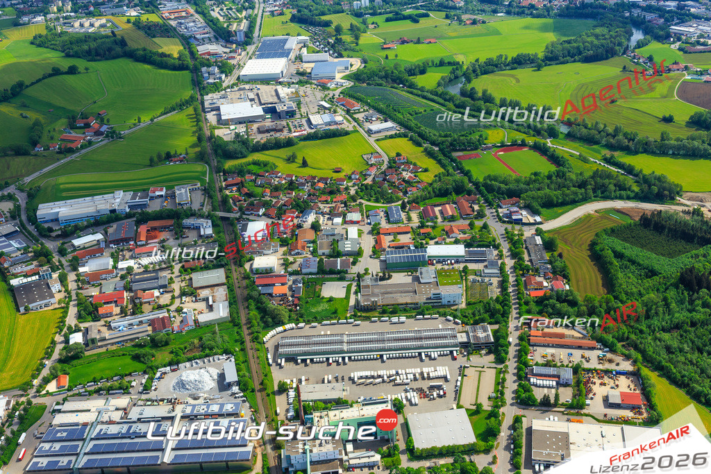 Die Luftaufnahme Ursulasried - Kempten Allgäu wurde vom UL-Flugzeug (keine Drohne) aus fotografiert.Hohe Druck- Auflösung-die Geschenkidee!