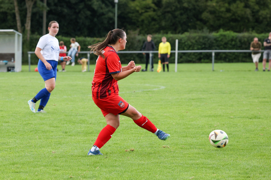 20250727_AHP-FCH_091 | Fotopresso – Sportfotografie in Heidenheim & Umgebung. Professionelle Sportfotografie für unvergessliche Momente. Dynamische Action-Shots, emotionale Szenen & hochwertige Bilder. - Realisiert mit Pictrs.com