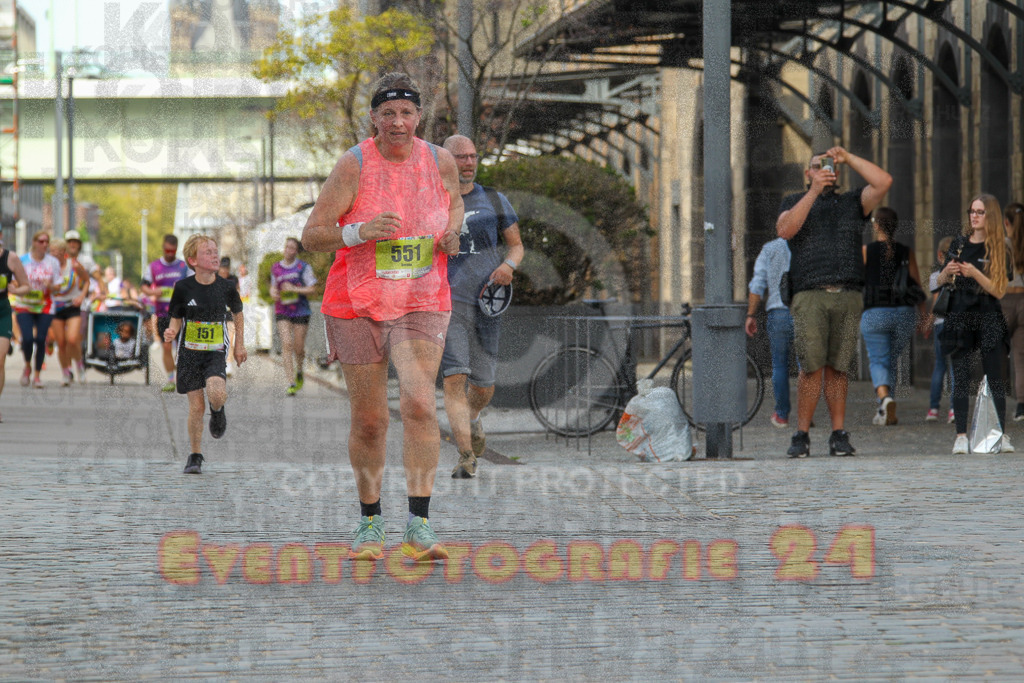 250920_1335_EV4_6164 | Sportfotografie im Rhein-Sieg Kreis, Köln, Bonn, NRW, Rheinland Pfalz, Hessen, etc. Unser Tätigkeitsfeld umfasst den Laufsport vom Volkslauf über den Marathon, Duathlon, Triathon bis zum Ultralauf wie Kölnpfad Ultra oder Schindertrail.