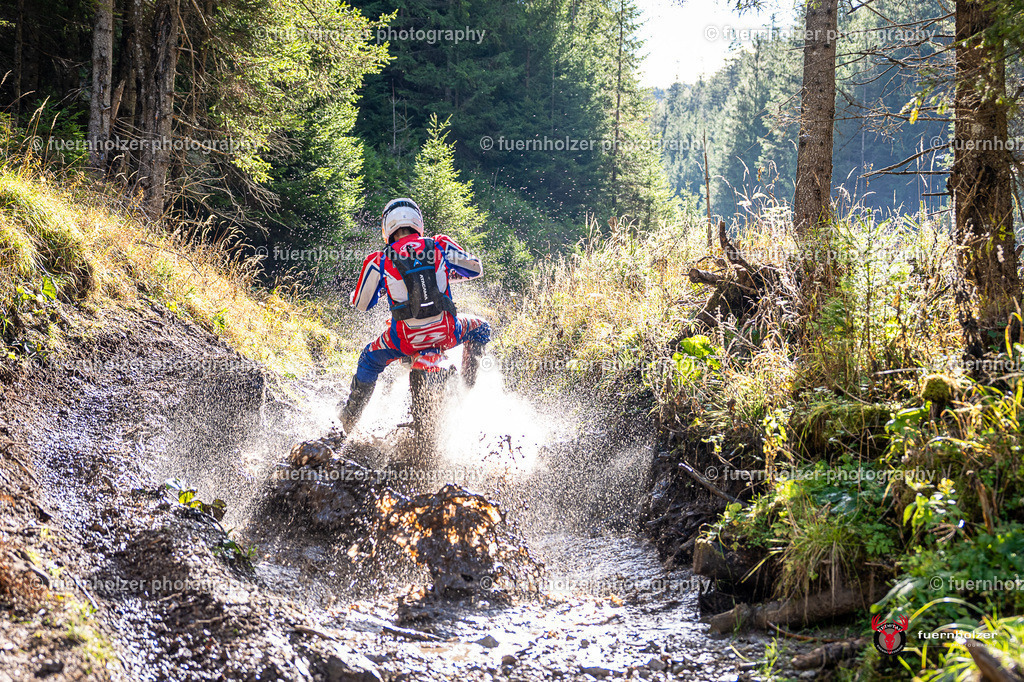 fuernholzer_251026-C1-187 | Fotografische Impressionen von der Red Stag Enduro Extreme by fuernholzer-photography.com. Endurosport in Österreich fotografisch festgehalten von fuernholzer. Auftragsfotografie für Private, Gewerbefotos und Industriefotografie. Eventfotografie, Sportfotografie und Motorsportfotografie. Anbieter von Fotoworkshops, Fototraining, fotografischen Vorträgen und Fotoseminaren.
