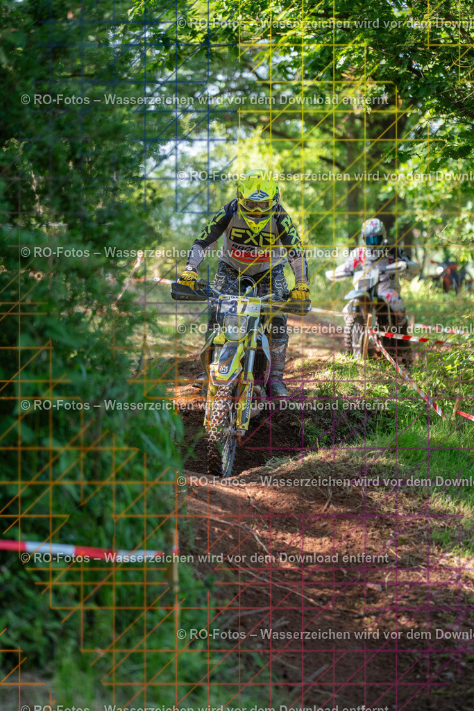 Wolfshausen 3 Lauf -1681 | Sportfotografie von RO-Fotos: Motorsport, Motocross, Enduro, Laufveranstaltungen und Triathlon. Professionelle Fotos von Sportlern und Events. - Realisiert mit Pictrs.com