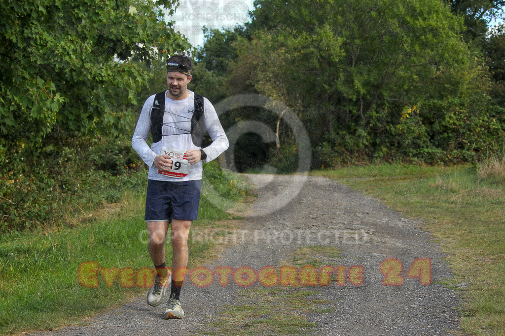 250830_1614_EV4_4625 | Sportfotografie im Rhein-Sieg Kreis, Köln, Bonn, NRW, Rheinland Pfalz, Hessen, etc. Unser Tätigkeitsfeld umfasst den Laufsport vom Volkslauf über den Marathon, Duathlon, Triathon bis zum Ultralauf wie Kölnpfad Ultra oder Schindertrail.