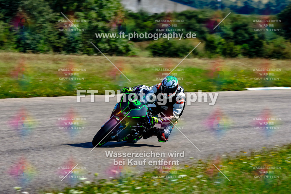 013-4082 | Hier findet Ihr Bilder von Touristenfahrten auf der Nürburgring Nordschleife oder von anderen Veranstaltungen die ich besucht habe. Viel Spass beim Durch Schauen 