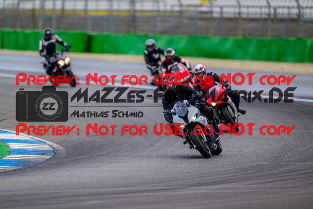 MaZZes_FotoMatrix_240615_6007705_5354 | INST