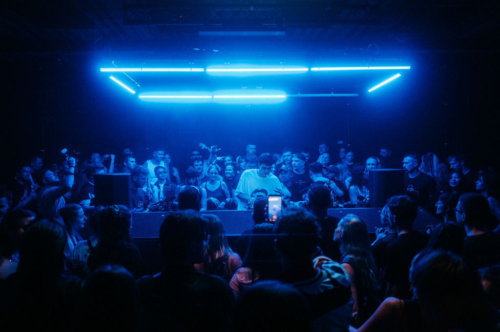 DO01030214 | thismomentpictures - Realisiert mit Pictrs.com