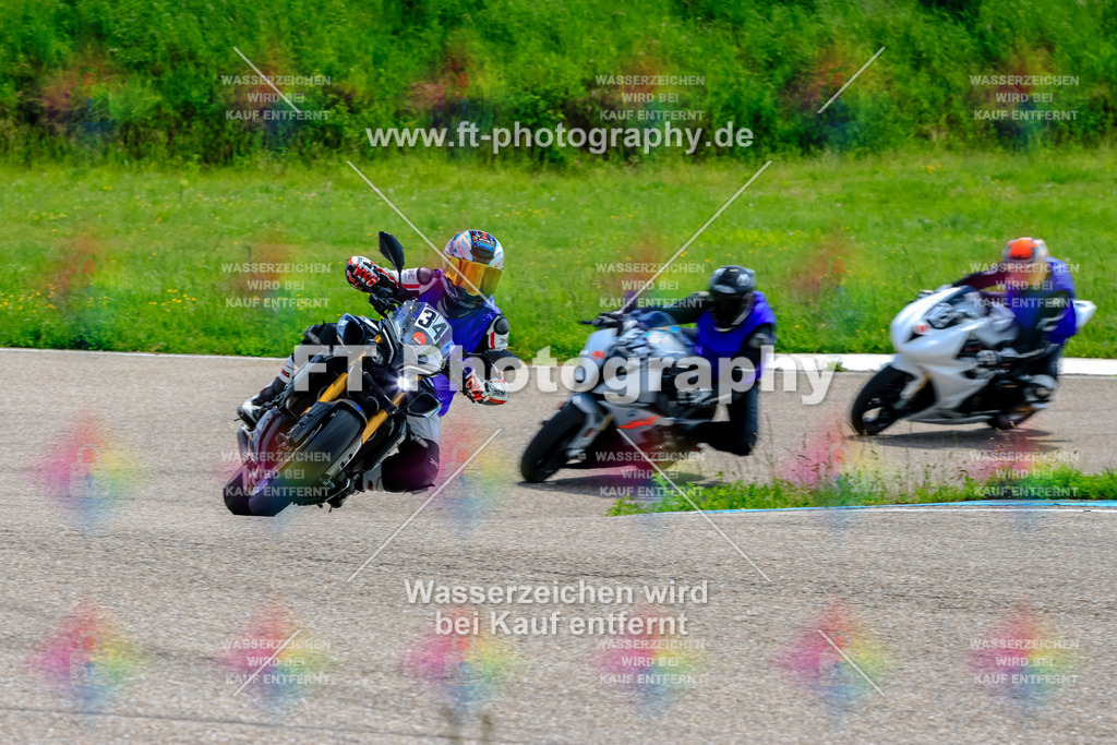 MotoTeam-9920 | Hier findet Ihr Bilder von Touristenfahrten auf der Nürburgring Nordschleife oder von anderen Veranstaltungen die ich besucht habe. Viel Spass beim Durch Schauen 