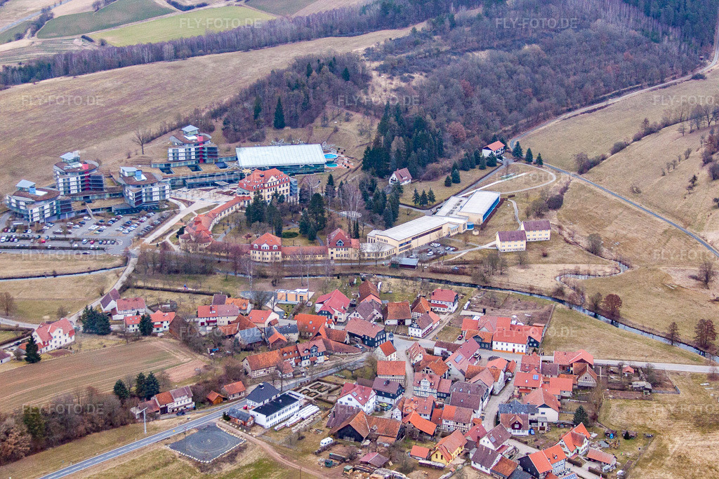 Luftbild:  im Ortsteil Bad Colberg in Heldburg im Bundesland Thüringen in Deutschland. – Foto: IMG_56153.jpg vom 06.04.2013 durch Werner Riehm/FLY-FOTO.de – Auflösung des Originals: 4752 x 3168 px – Stadt Heldburg | Stadt Heldburg