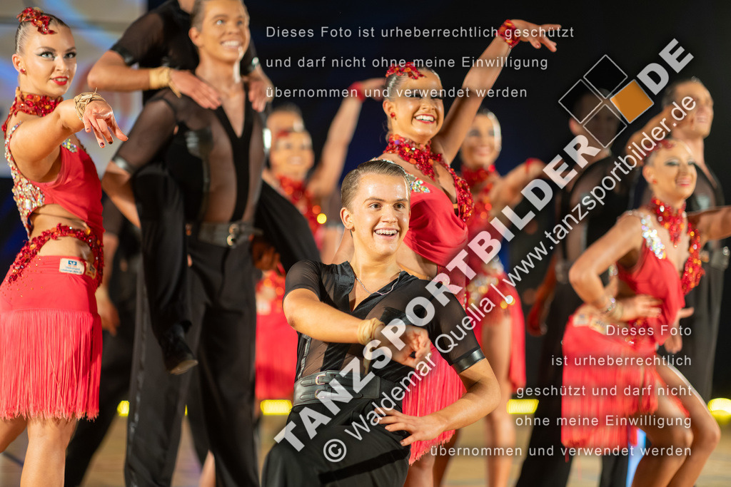 20260321-11086 | Hier finden Sie Tanz Bilder vom Latein und Standard Formationen tanzen. Sportbilder vom Tanzsport. Schöne Fotos und von Weltmeisterschaft, Europameisterschaft, Bundesliga, Regionalliga, Oberliga und Landesliga sowie von GOC Stuttgart, DanceComp, WM Bremen